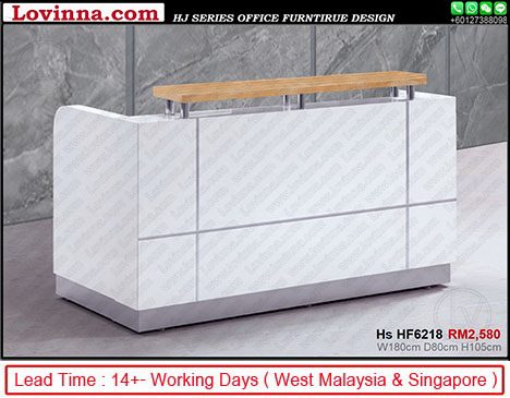 l reception desk