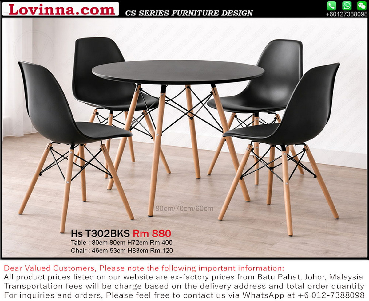 Discussion table styled in a premium interior reflecting elegance and professionalism